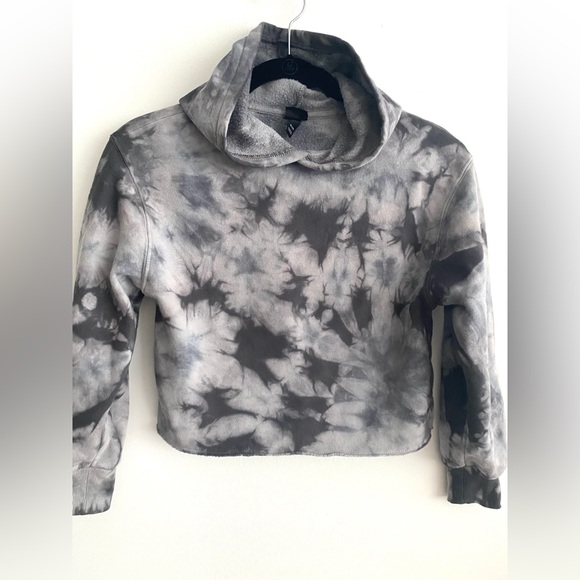 ART CLASS Girls Gray Cropped Tie Dye Hoodie Fleece Sweatshirt - Picture 2 of 5